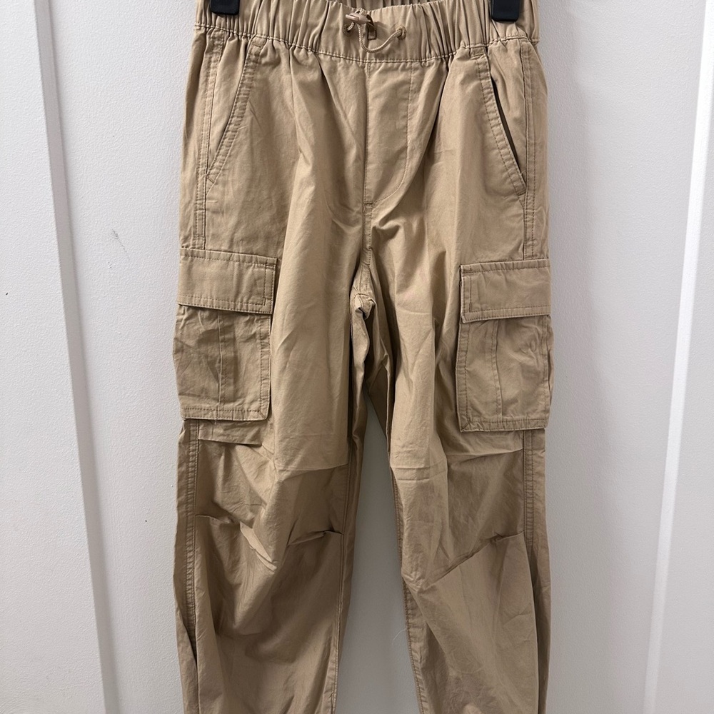 GAP Tan Cargo Pants with Relaxed Fit
